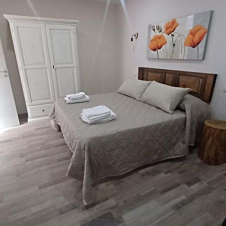 B&B Le Vie Del Borgo Кастильоне-ди-Сицилия Экстерьер фото
