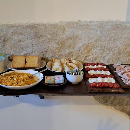 B&B Le Vie Del Borgo Кастильоне-ди-Сицилия Экстерьер фото
