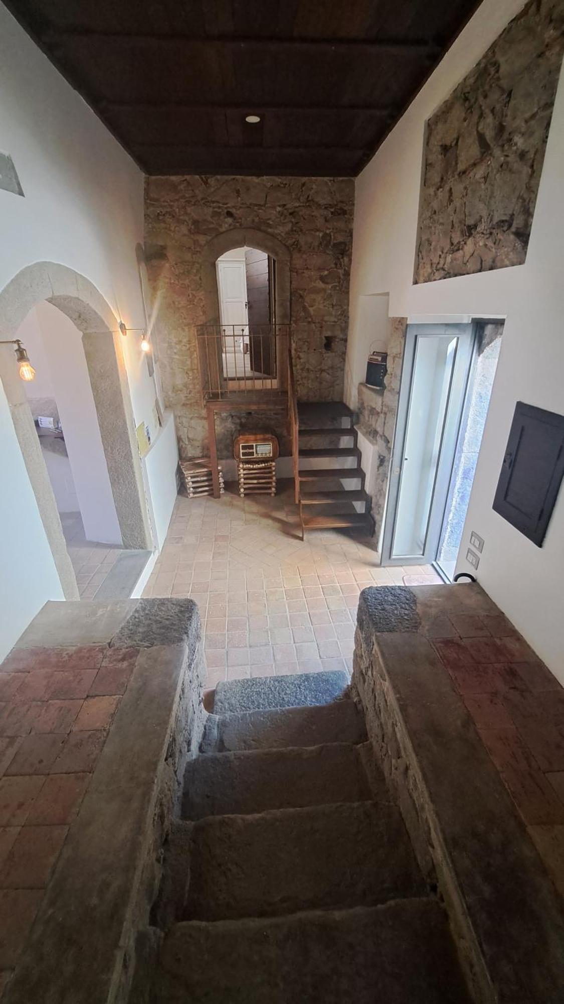 B&B Le Vie Del Borgo Кастильоне-ди-Сицилия Экстерьер фото
